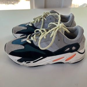 Yeezy Boost 700 Waverunner